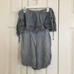 AMERICAN EAGLE Strapless Romper